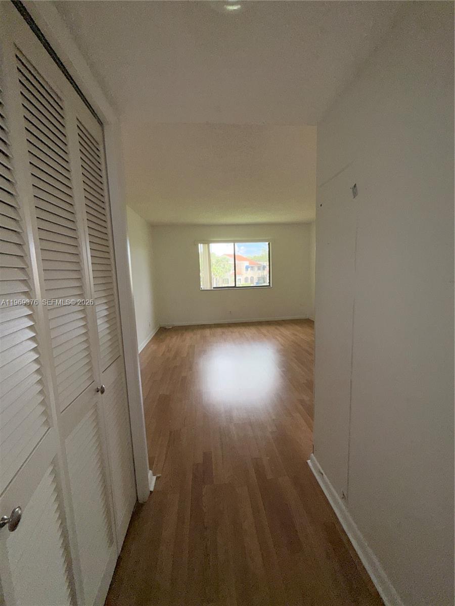 WESTON LAKES 21 INC CONDO - Residential