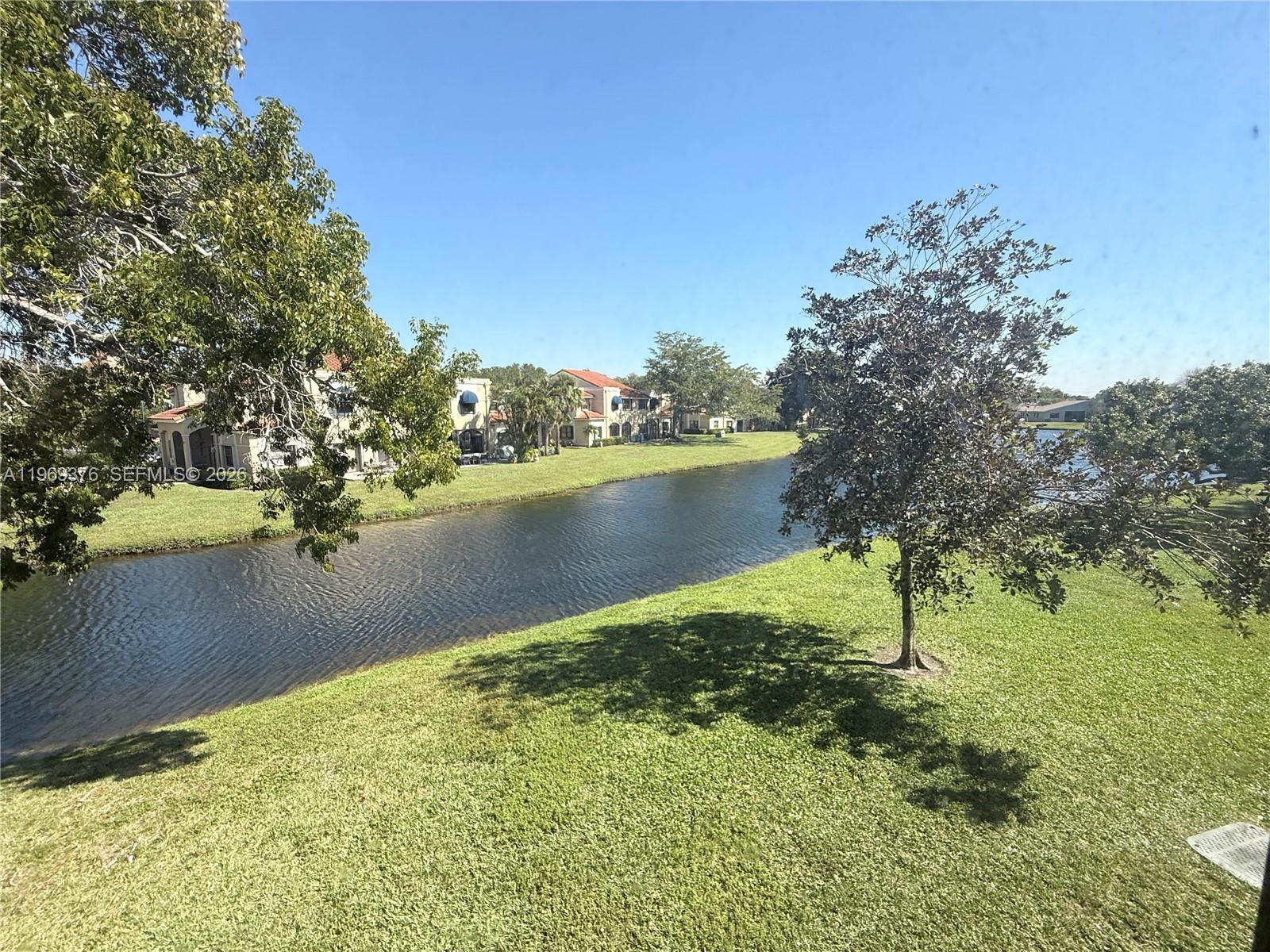 WESTON LAKES 21 INC CONDO - Residential