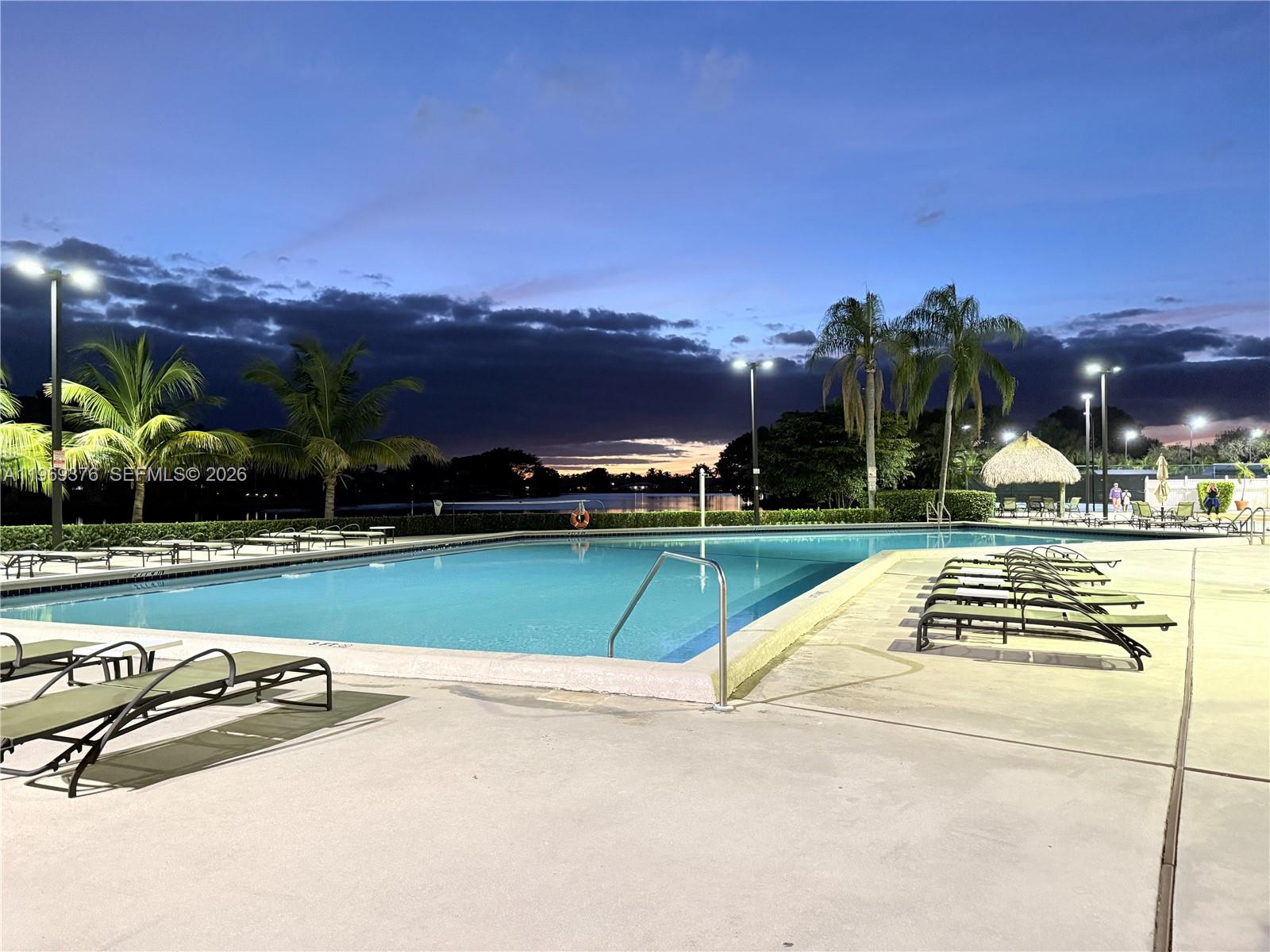 WESTON LAKES 21 INC CONDO - Residential