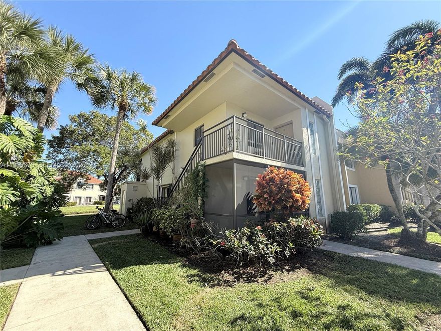 Beautiful corner unit with stunning water views from the living room, balcony, and master bedroom. The kitchen and bathrooms have been updated. This property can be rented immediately, making it ideal for investors. It is conveniently located across the street from the community pool. 
Excellent schools and an amazing clubhouse offering numerous amenities, including two pools, a spa, tennis and basketball courts, pickleball courts, a gym, and a sauna. There’s also a business center, billiards and card room, bowling alley, and much more! Tenant in place, staying month to month, and willing to stay