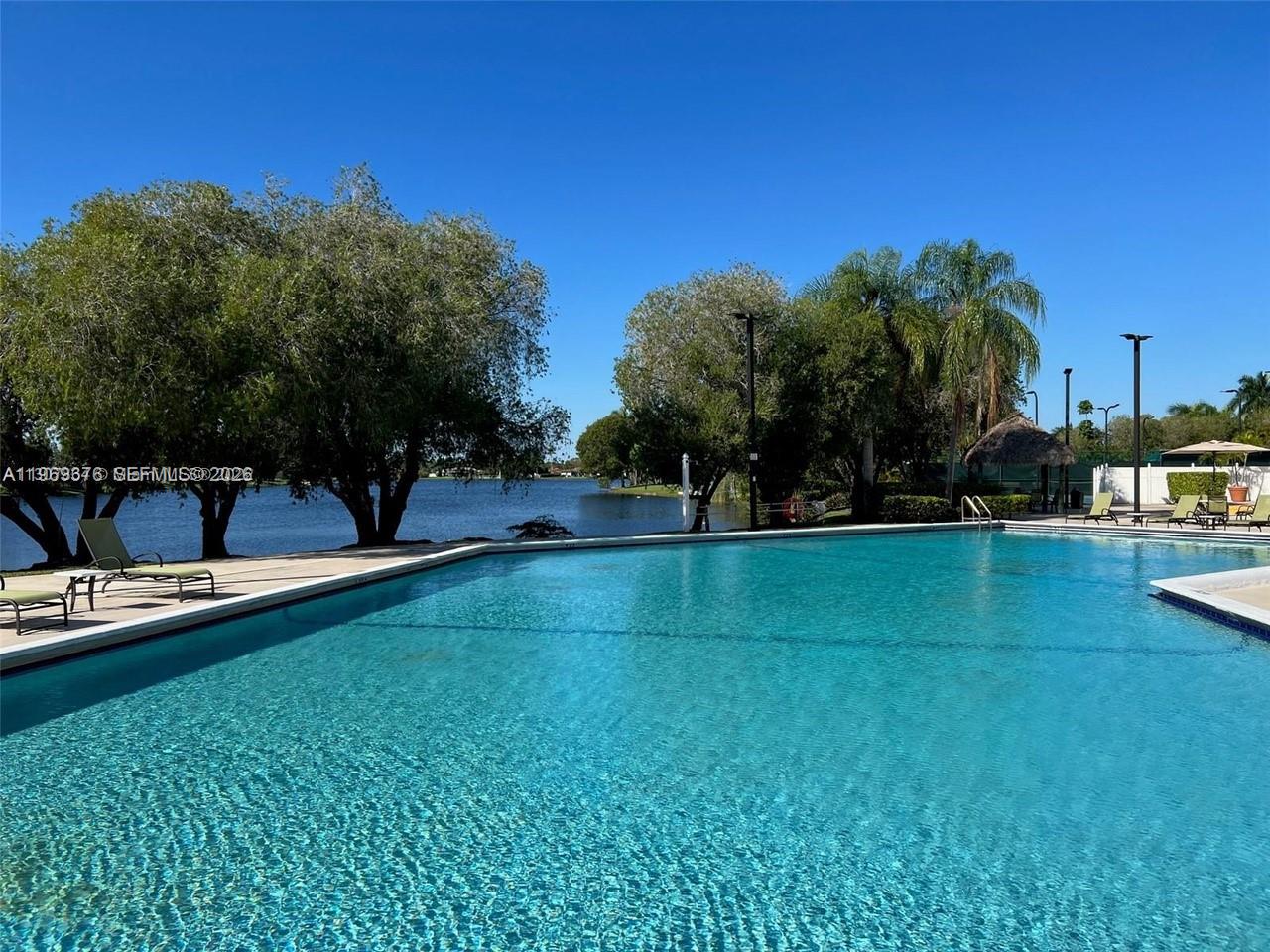 WESTON LAKES 21 INC CONDO - Residential