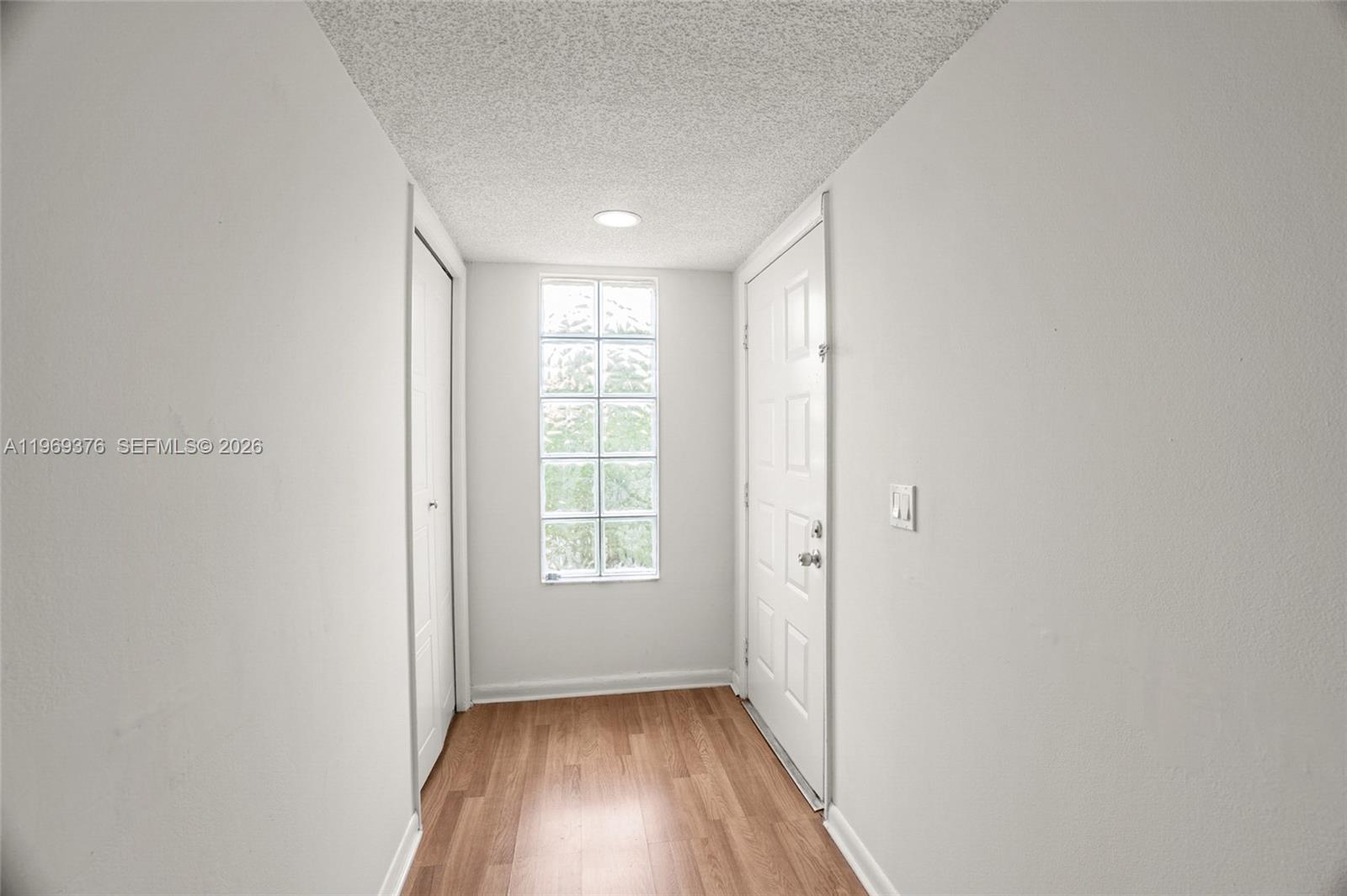 432 Lakeview Dr 201