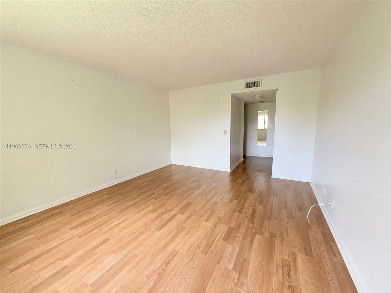 WESTON LAKES 21 INC CONDO - Residential