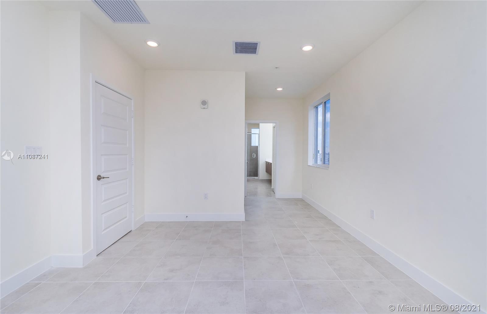 LANDMARK AT DORAL CONDO 6 - Residential Lease