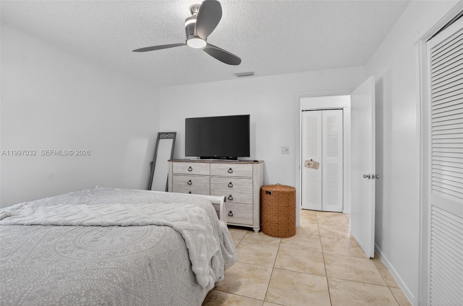 TIBURON 1 PH 1 - Residential