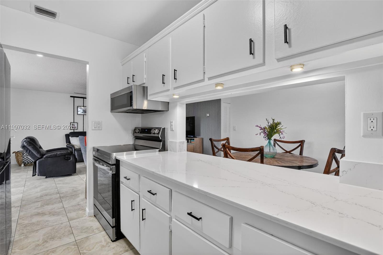 TIBURON 1 PH 1 - Residential