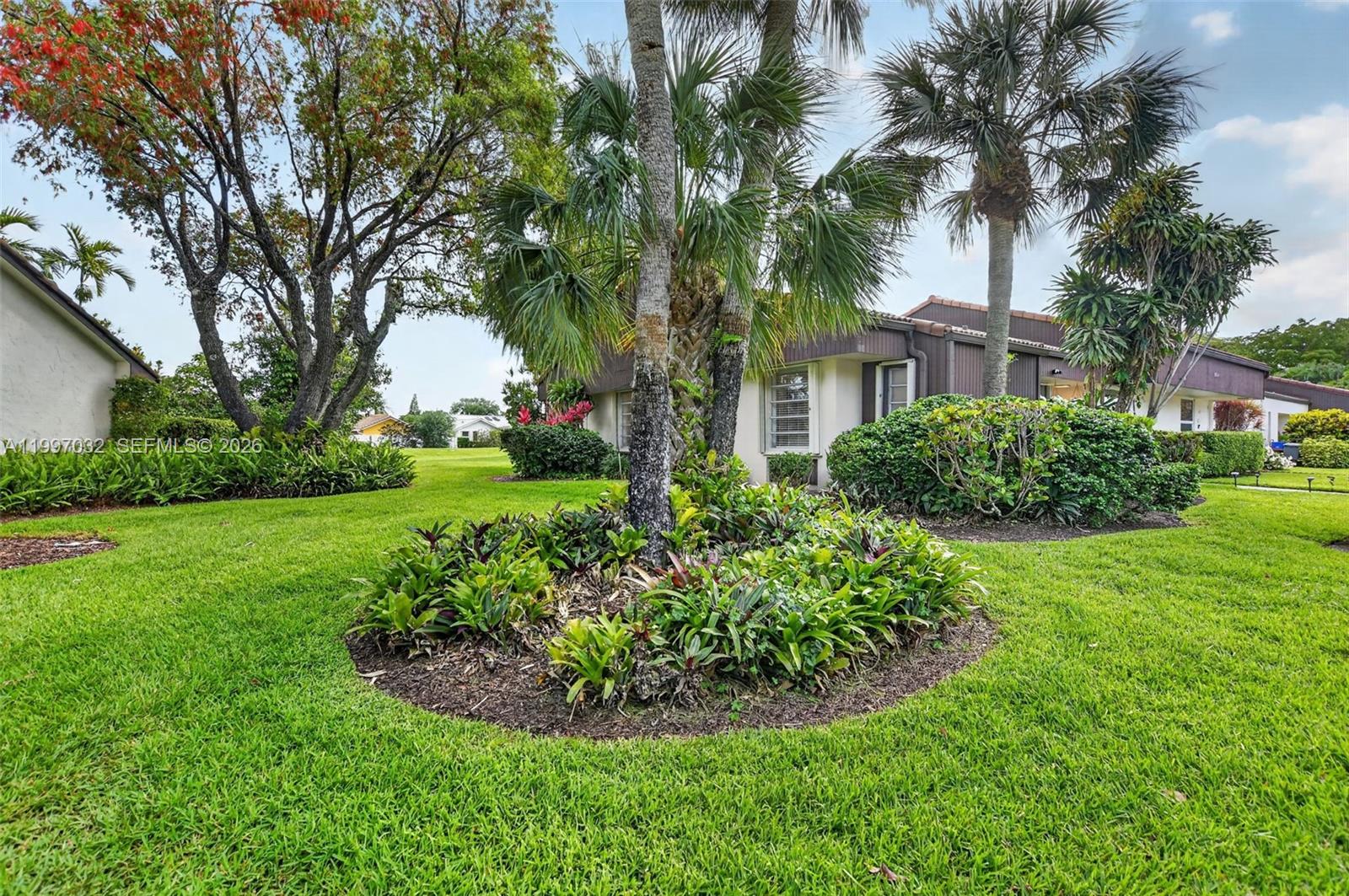 TIBURON 1 PH 1 - Residential