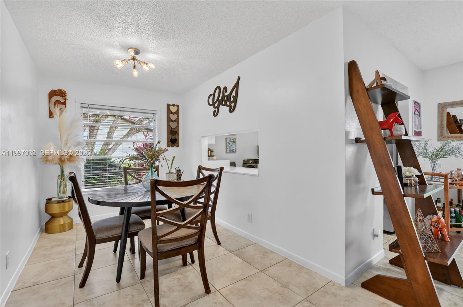 TIBURON 1 PH 1 - Residential