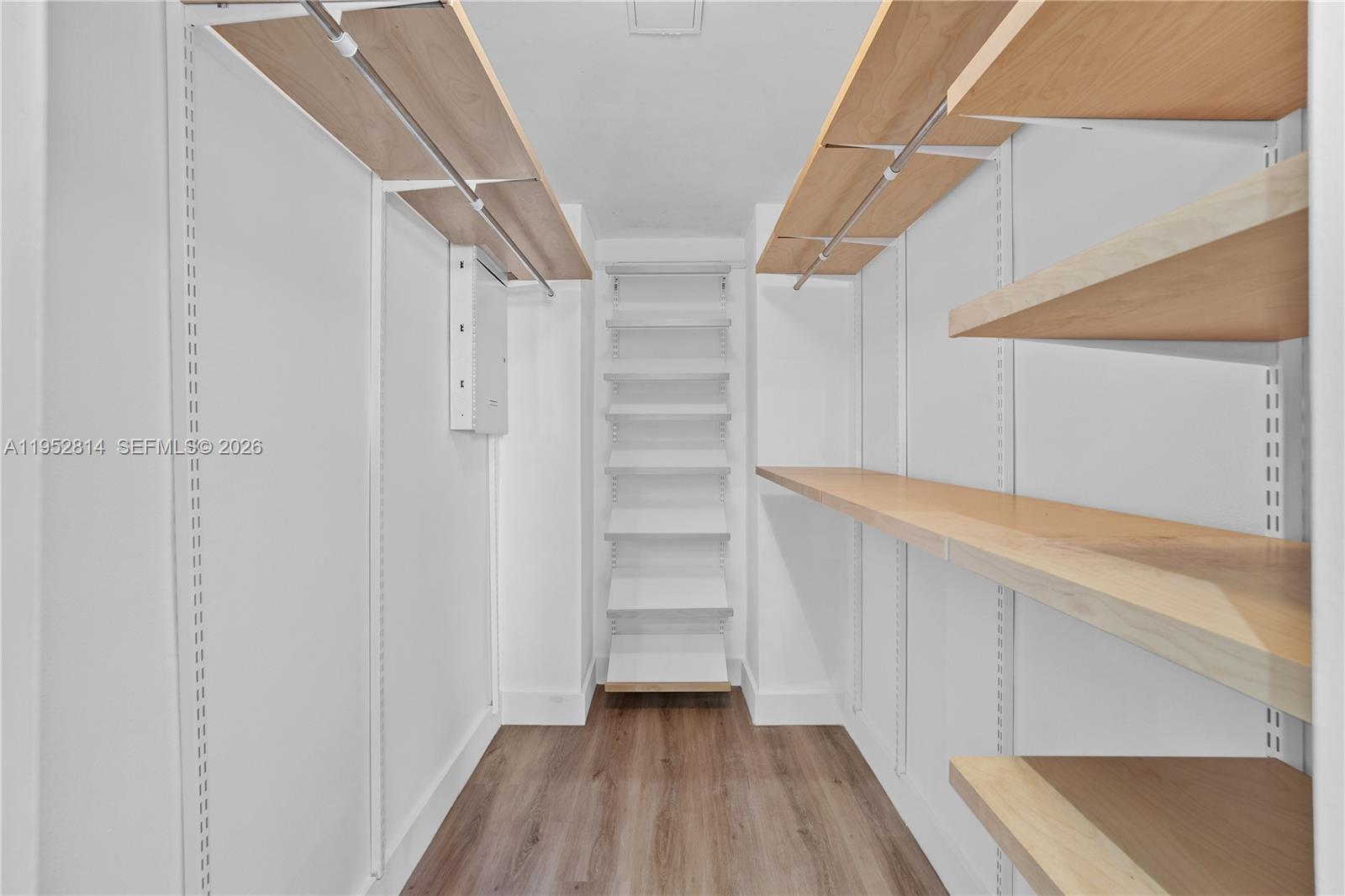 HARBOUR HOUSE - Residential