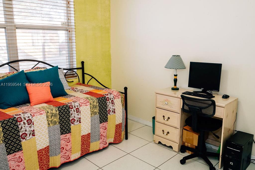 P A AT WEST SUNSET - Residential