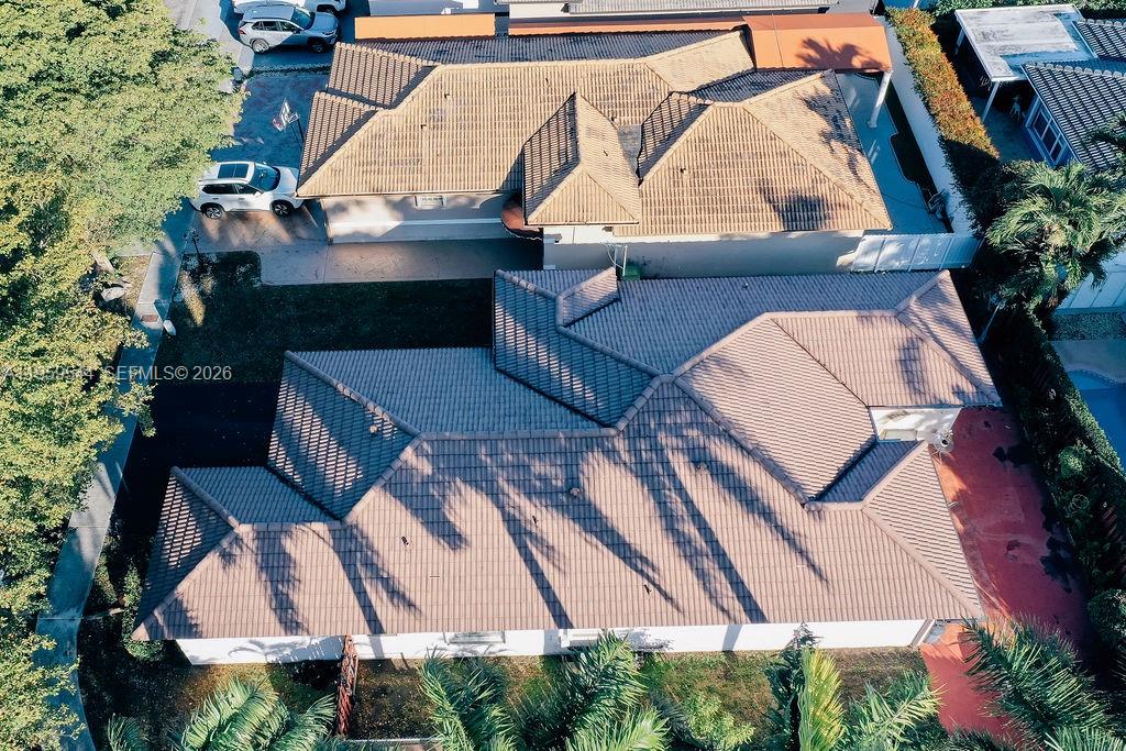 P A AT WEST SUNSET - Residential