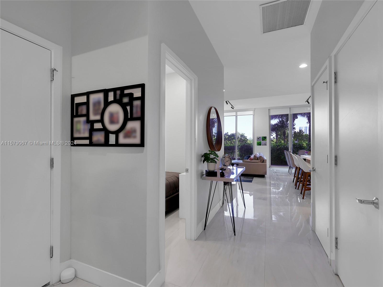 16385 Biscayne Blvd 105