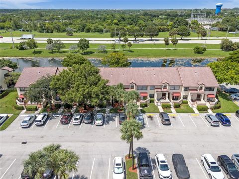 A home in Deerfield Beach