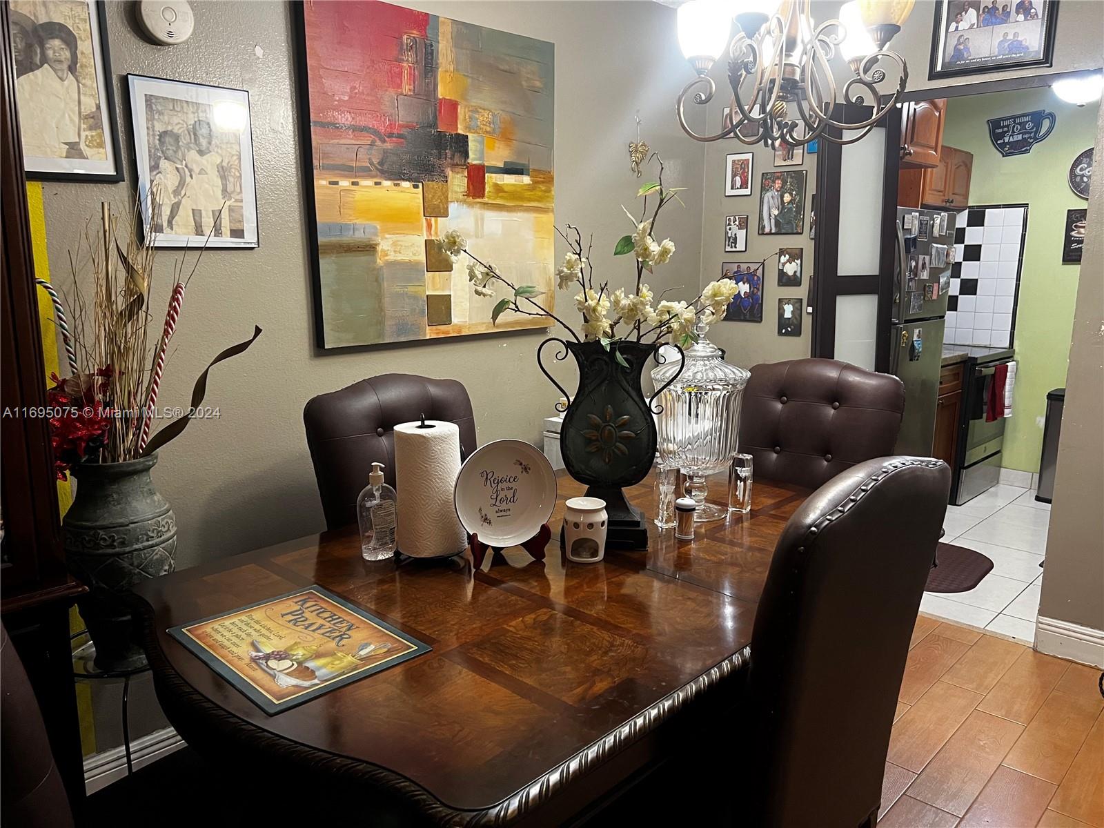 LAKESIDE CONDO AT LAUDERD - Residential