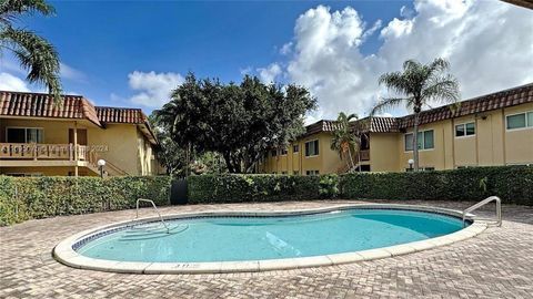 A home in Lauderdale Lakes