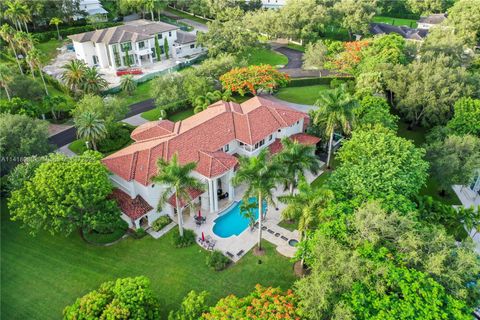 A home in Pinecrest