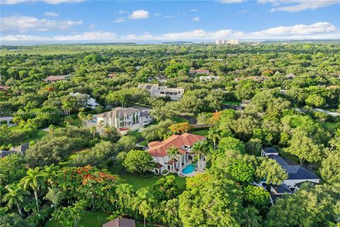 A home in Pinecrest