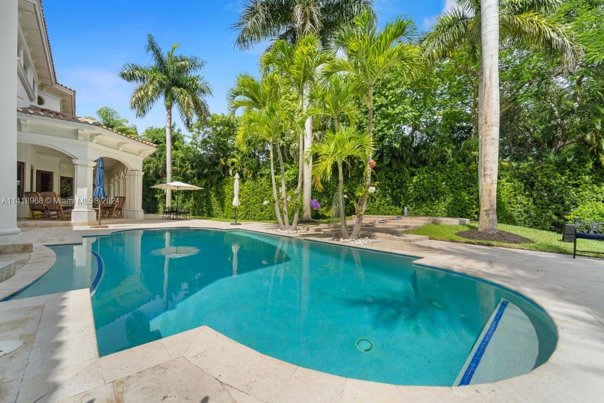 Property for Sale at 12500 Vista Ln Ln, Pinecrest, Miami-Dade County, Florida - Bedrooms: 6 
Bathrooms: 7  - $7,500,000