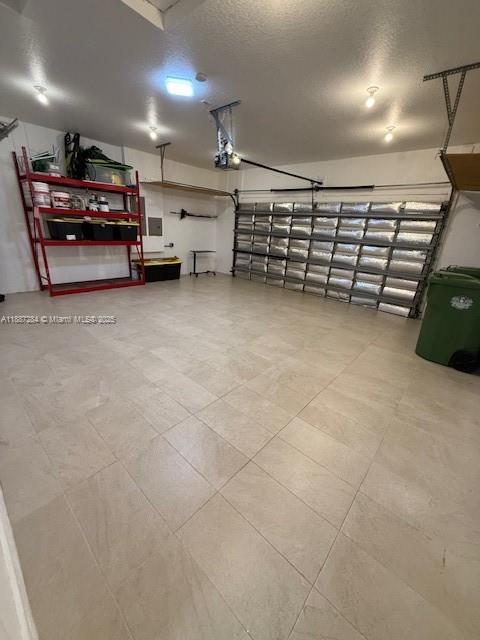 SECTOR 7-PARCEL W - Residential Lease
