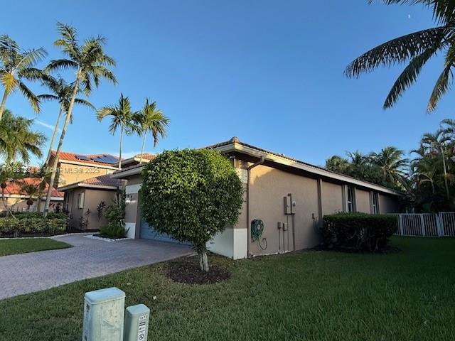 SECTOR 7-PARCEL W - Residential Lease
