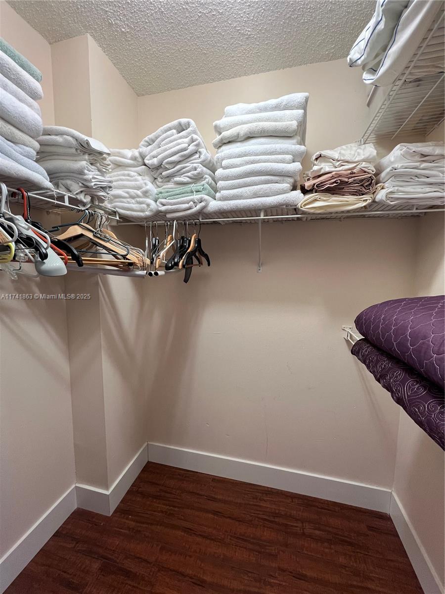 YACHT CLUB AT PORTOFINO C - Residential Lease