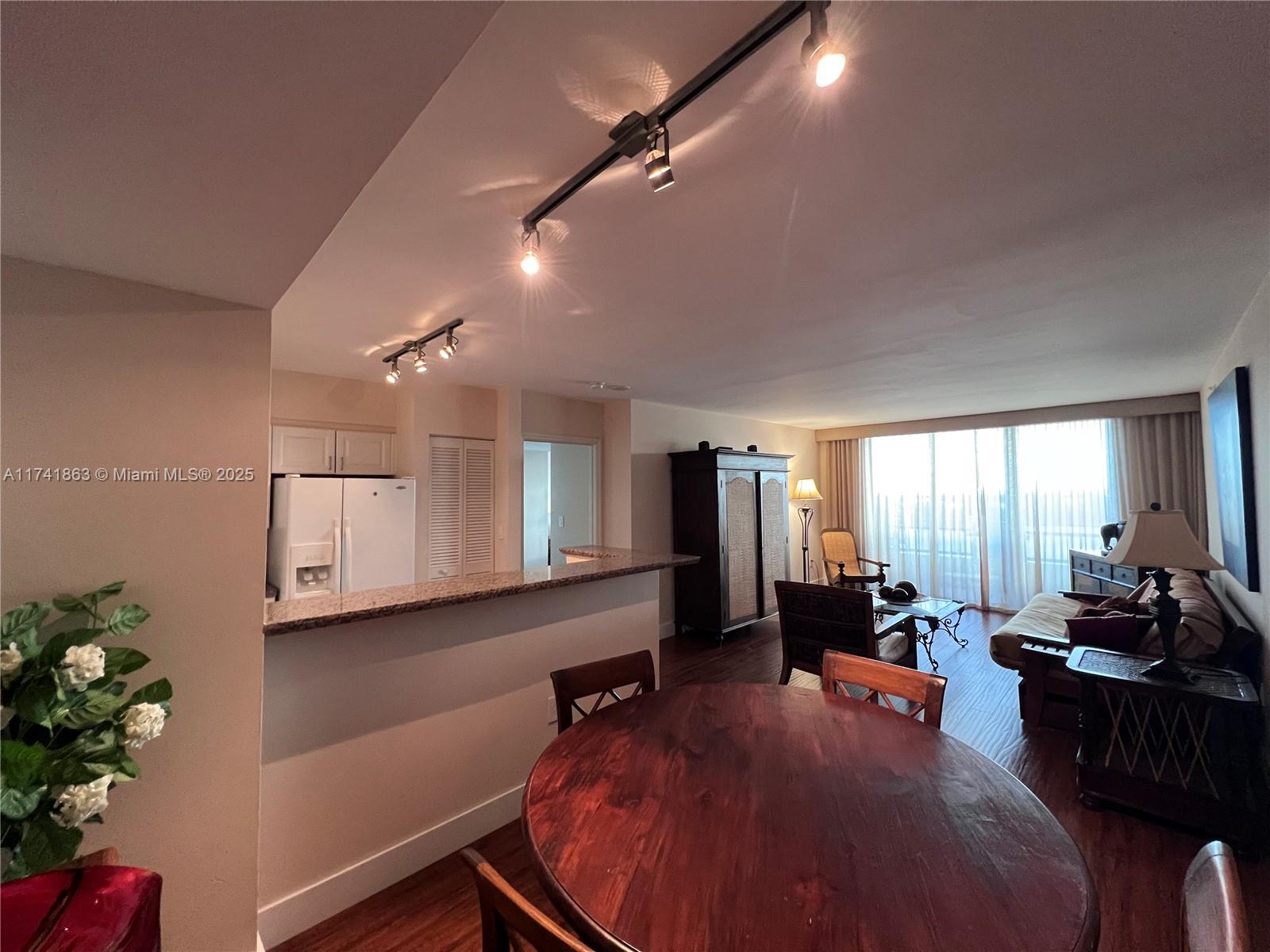 YACHT CLUB AT PORTOFINO C - Residential Lease