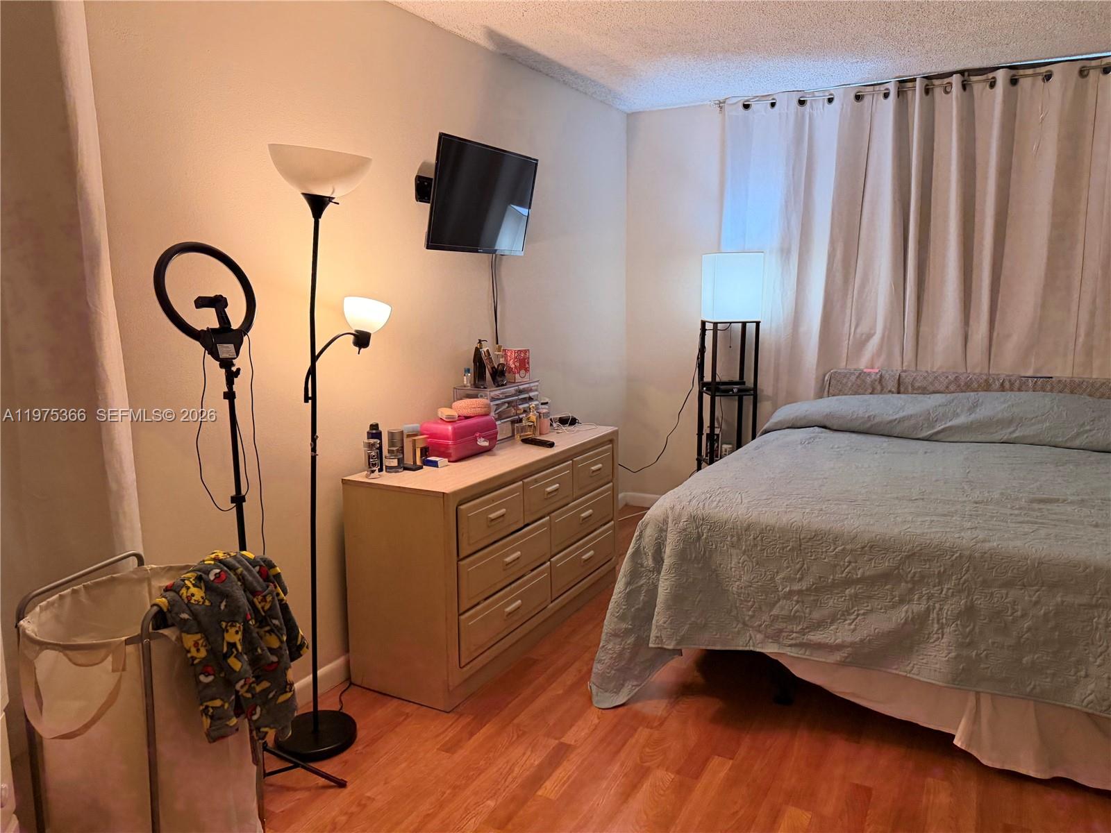 COURTYARDS OF BROWARD CON - Residential Lease