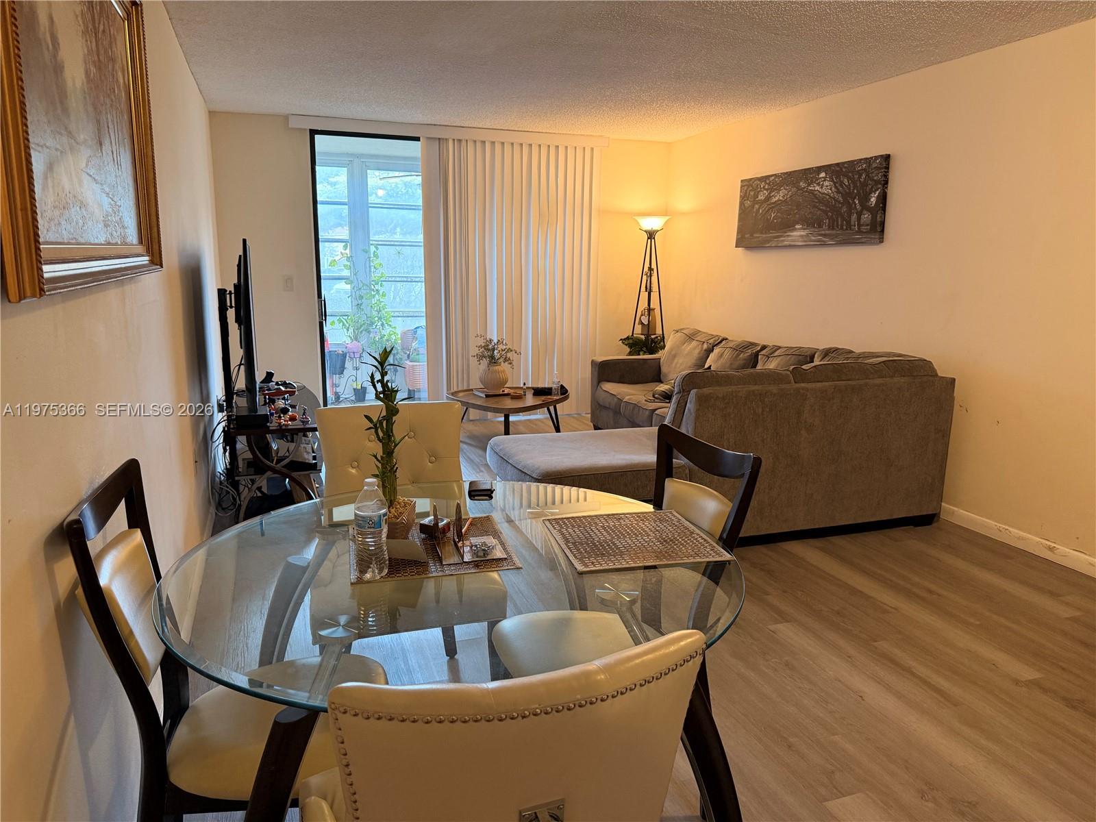 COURTYARDS OF BROWARD CON - Residential Lease