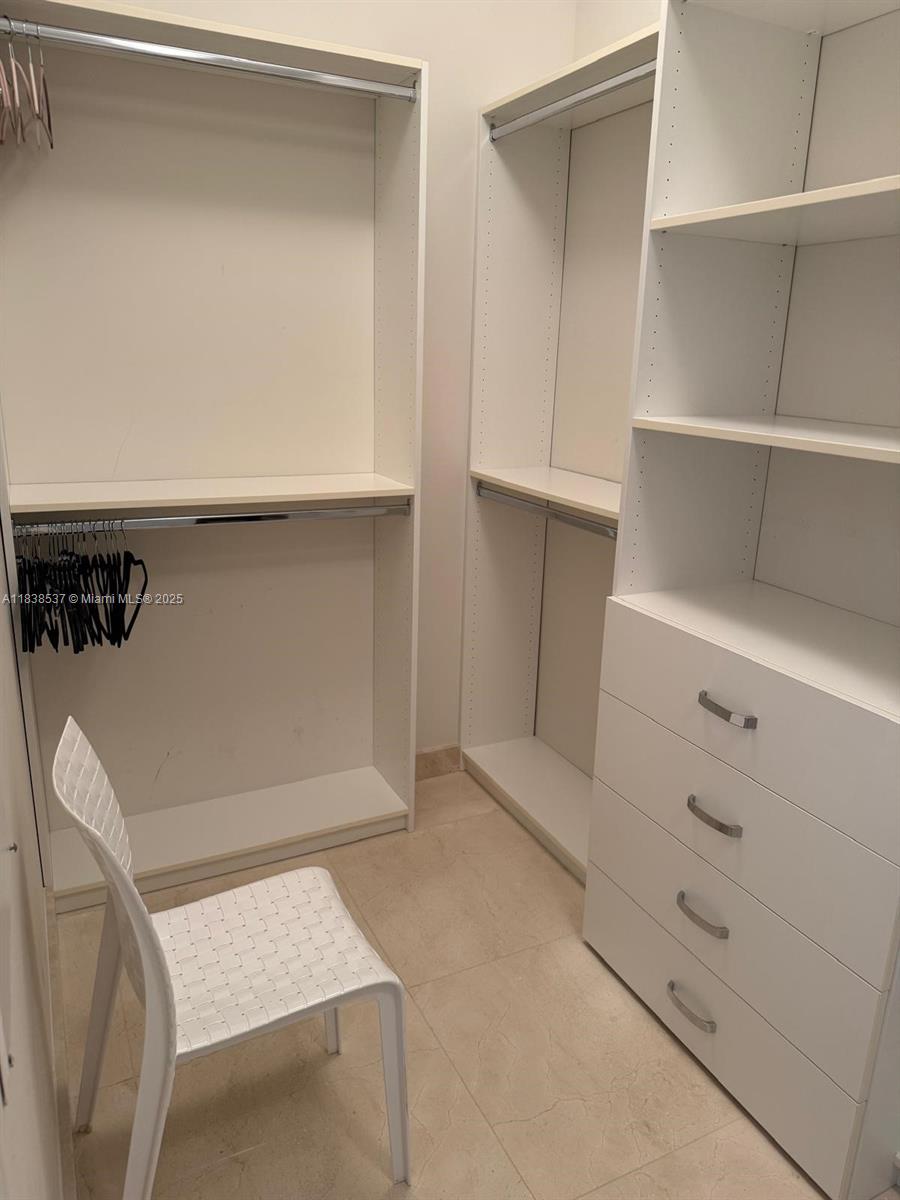 JADE OCEAN CONDO - Residential Lease