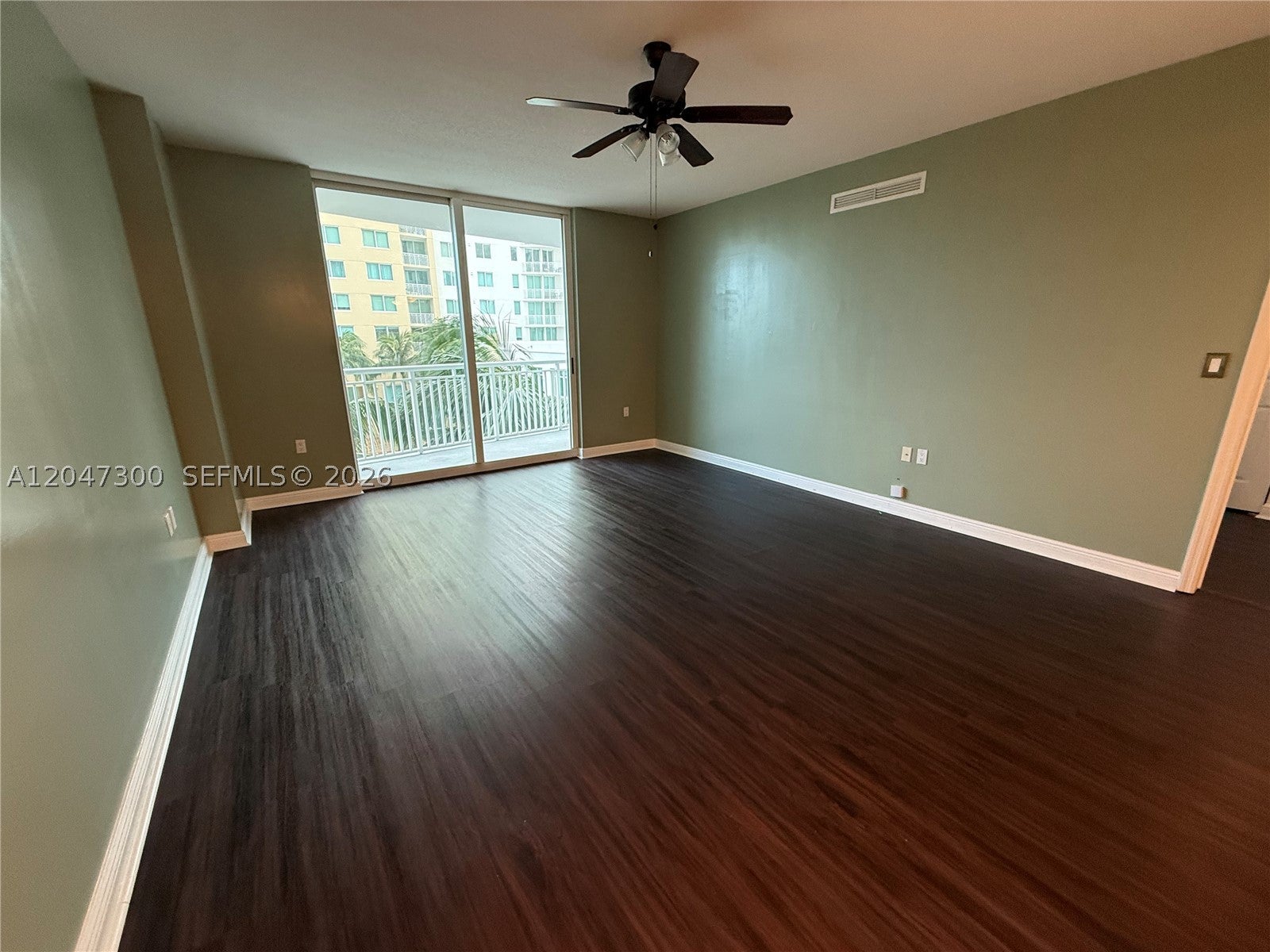 1745 E Hallandale Beach Blvd 304W