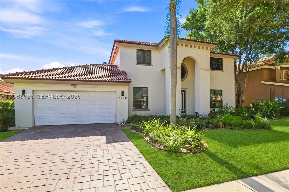 7320 NW 68th Way