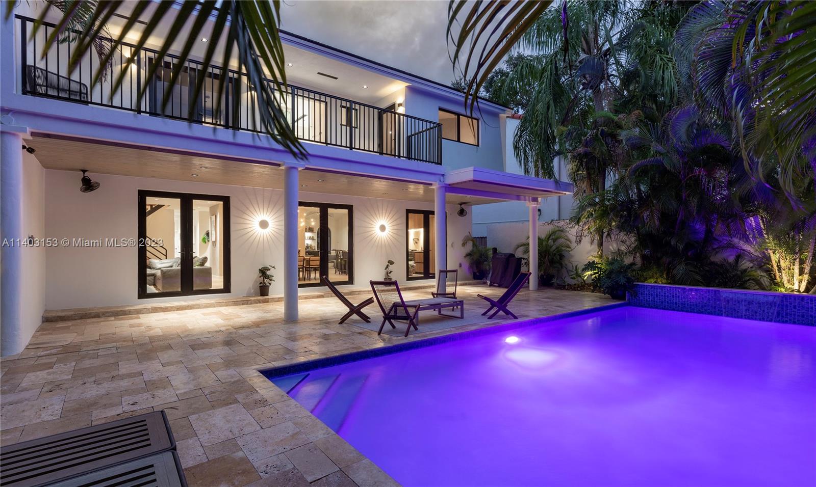 COCONUT GROVE MANOR - Residential