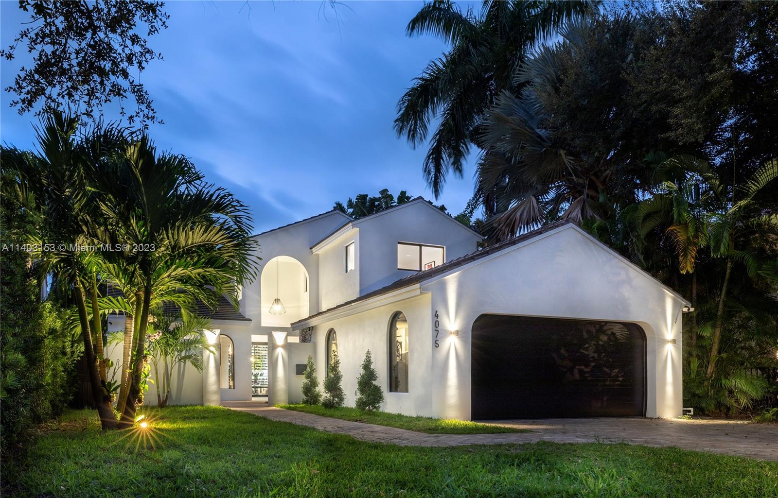 COCONUT GROVE MANOR - Residential