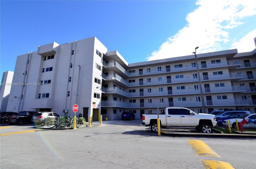 This 1bed/1bath corner unit  located on the 1st floor at the gated Vista Del Lago Subdivision offers  a pool and  lake view, remodeled kitchen and bathroom, stainless steel appliances, tile floors throughout the unit, washer and dryer inside the unit. Walk-in closet, Building complex was recently renovated with new roof, elevators, and roof, hurricane impact windows and doors. Centrally located close to shopping centers, dining, supermarkets and major highways.