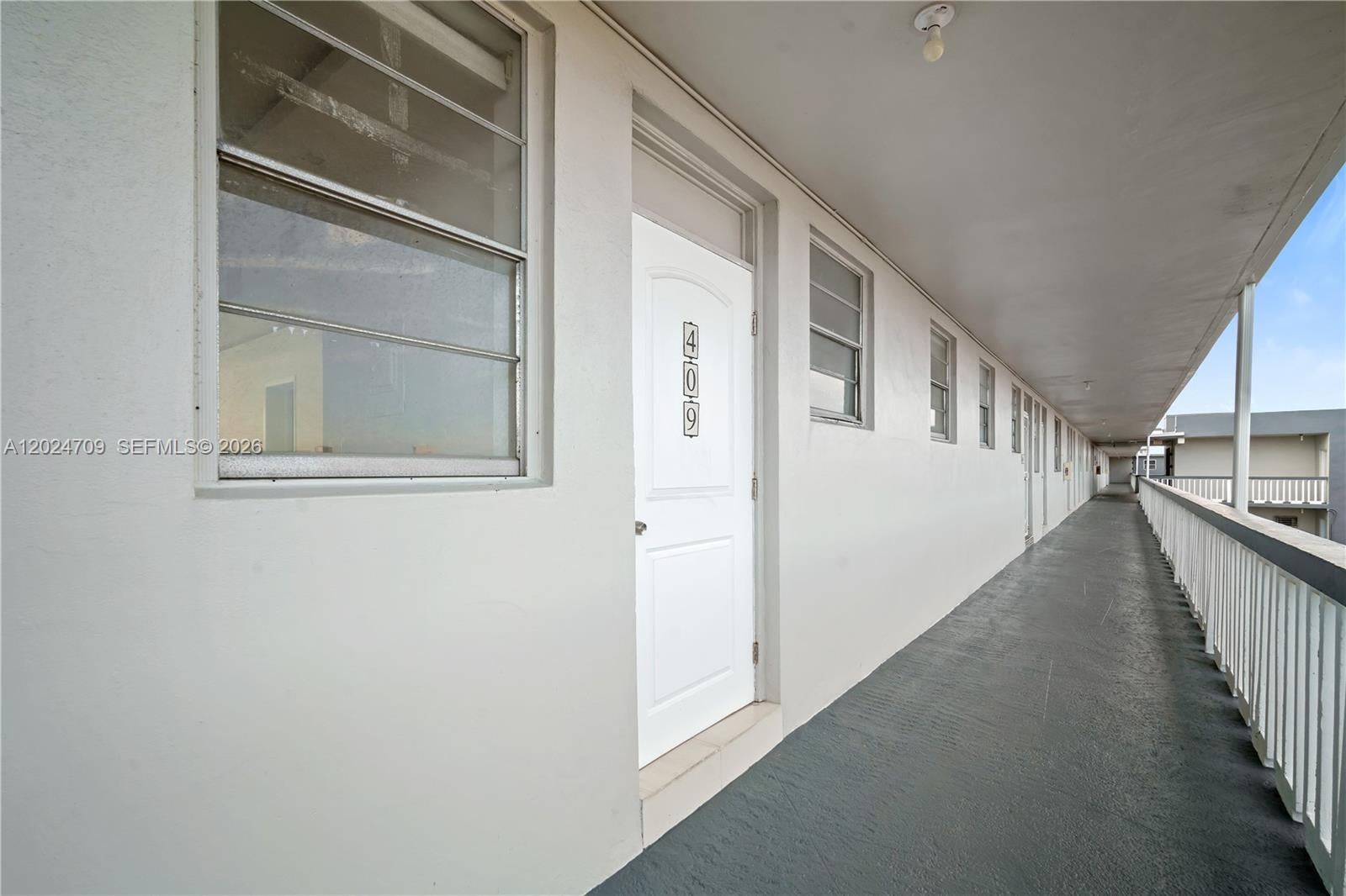 18601 NE 14th Ave 409