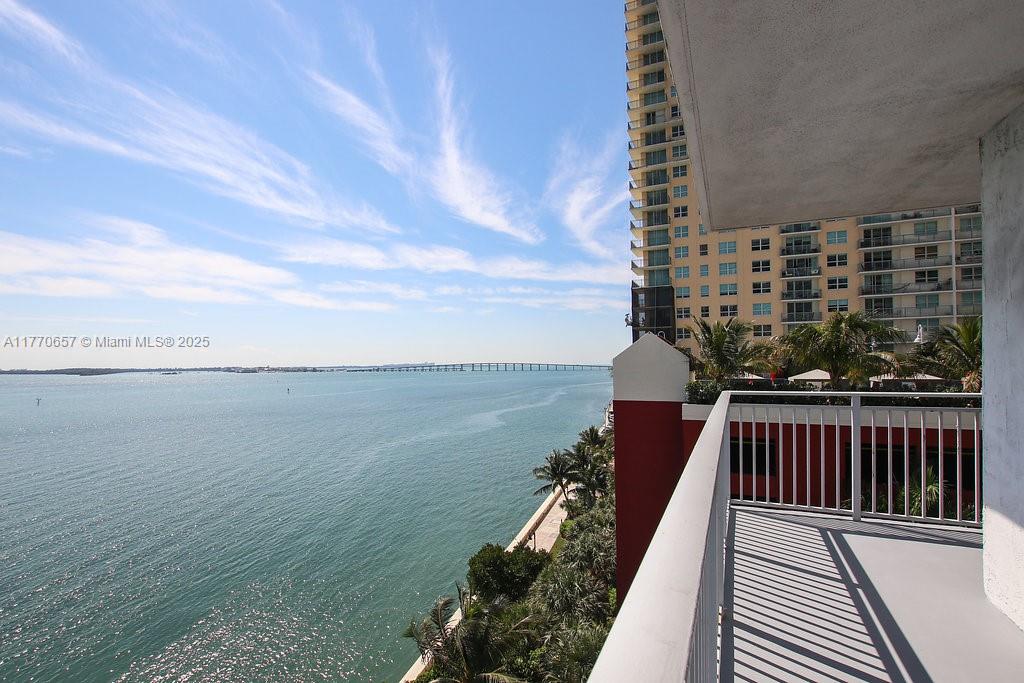 Rental Property at 1111 Brickell Bay Dr 3111, Miami, Broward County, Florida - Bedrooms: 2 
Bathrooms: 2  - $4,623 MO.