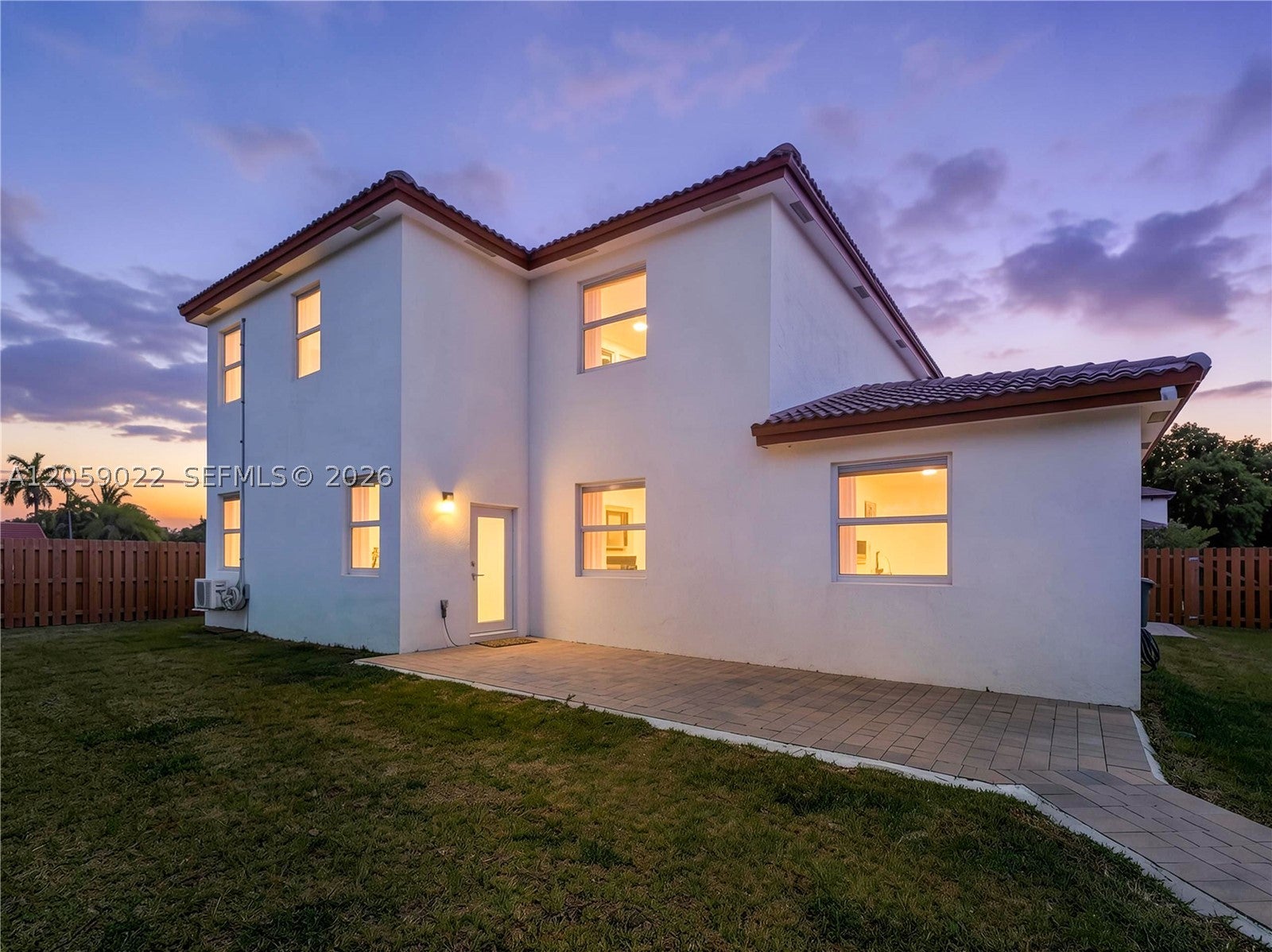 2208 SE 30th St, Homestead FL 33035