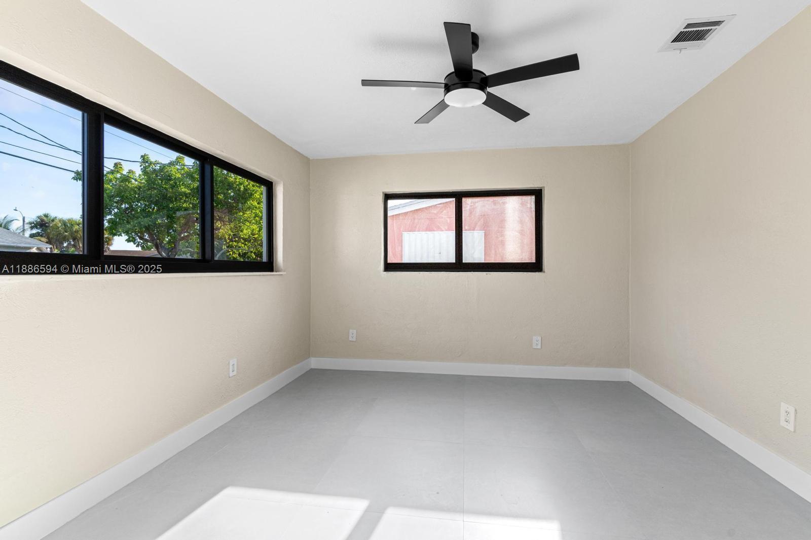 CUTLER RIDGE SEC 4 - Residential Lease