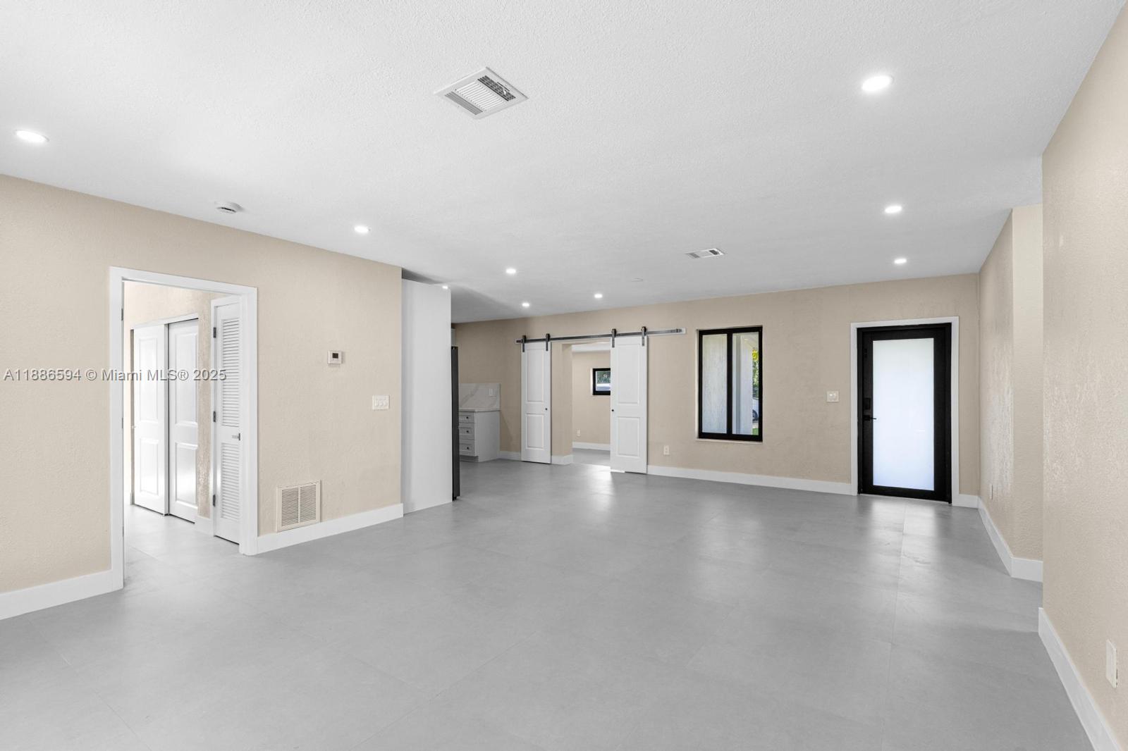 CUTLER RIDGE SEC 4 - Residential Lease