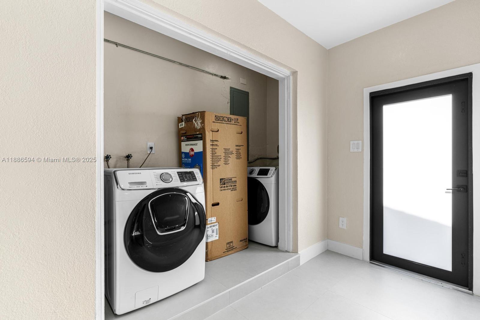 CUTLER RIDGE SEC 4 - Residential Lease