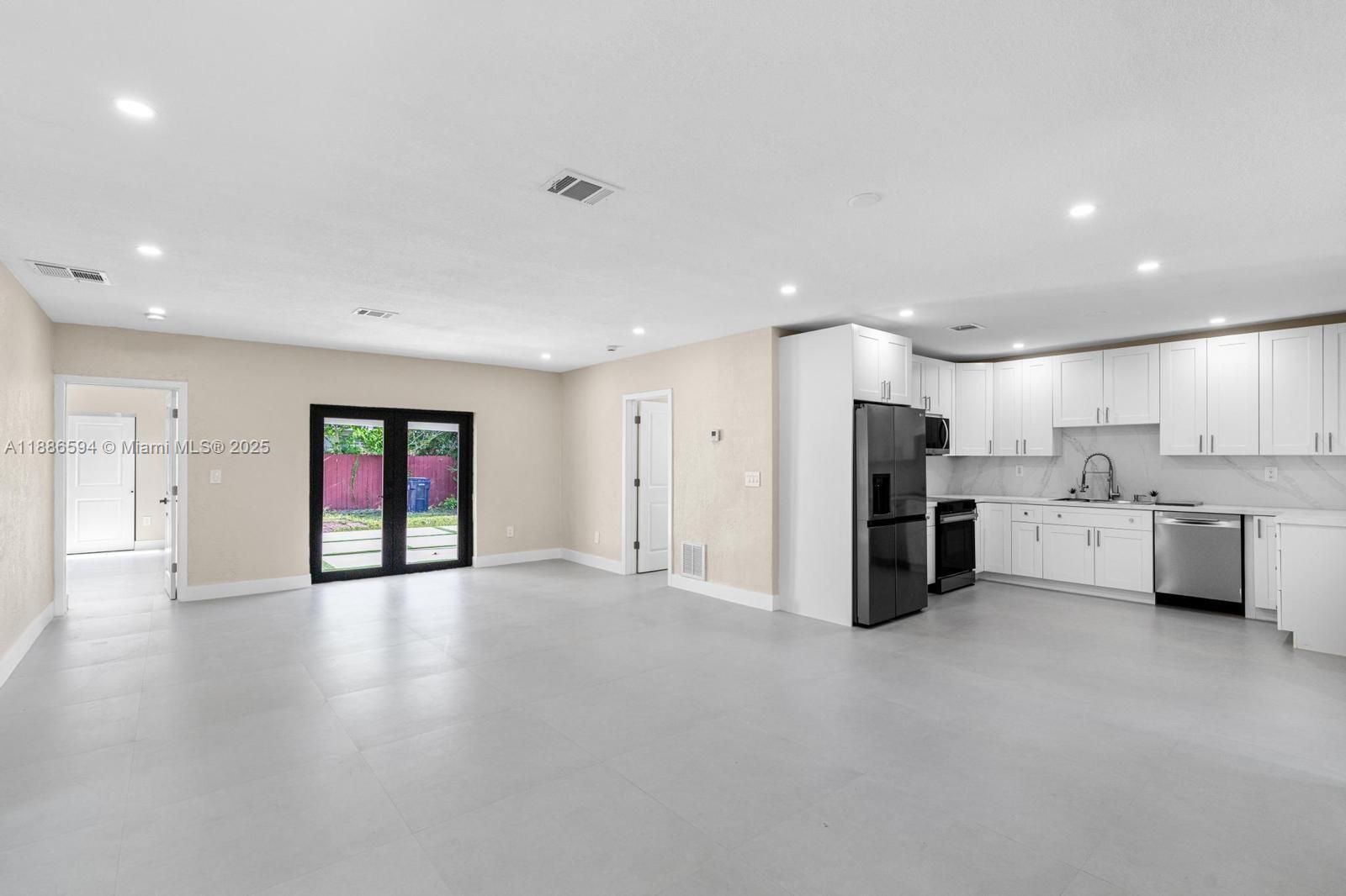 CUTLER RIDGE SEC 4 - Residential Lease