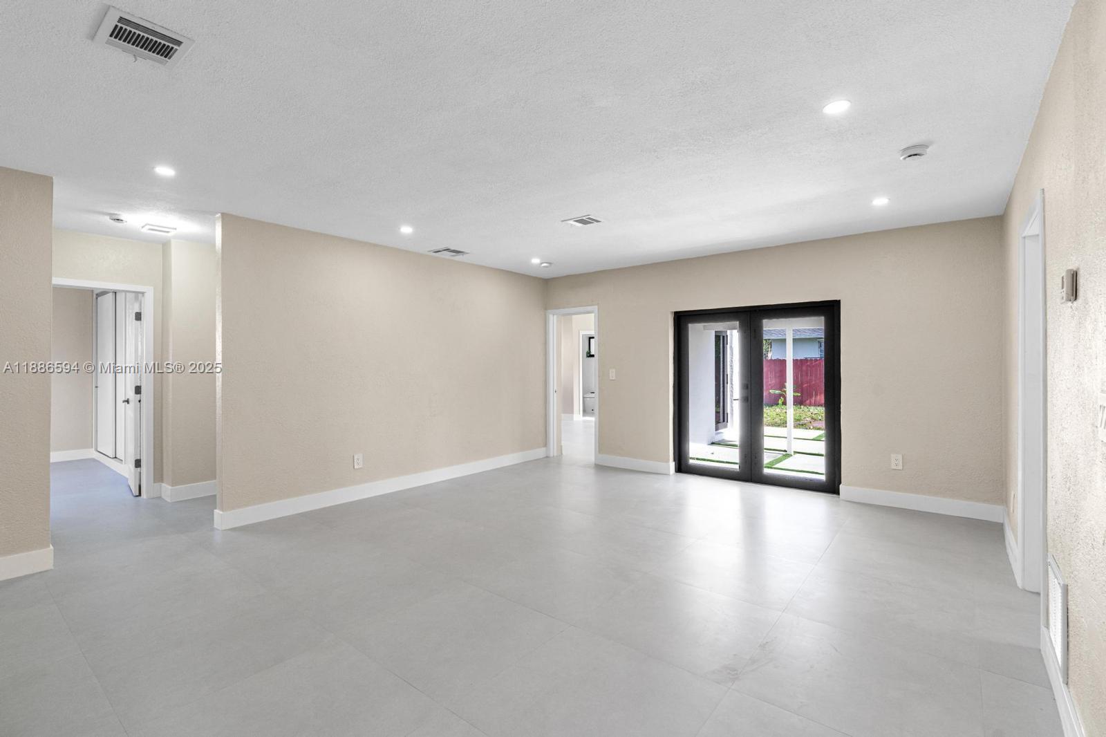 CUTLER RIDGE SEC 4 - Residential Lease