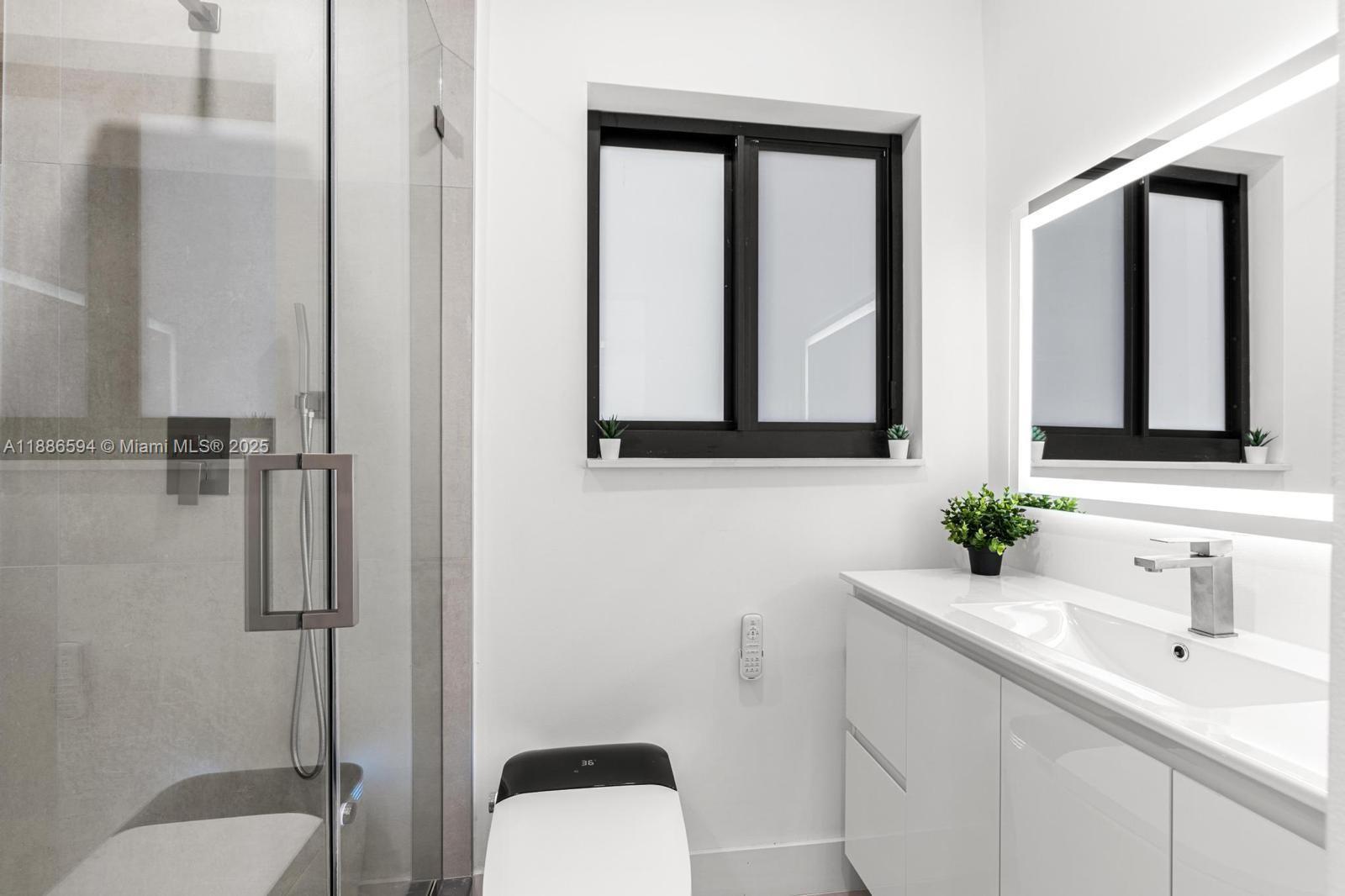 CUTLER RIDGE SEC 4 - Residential Lease