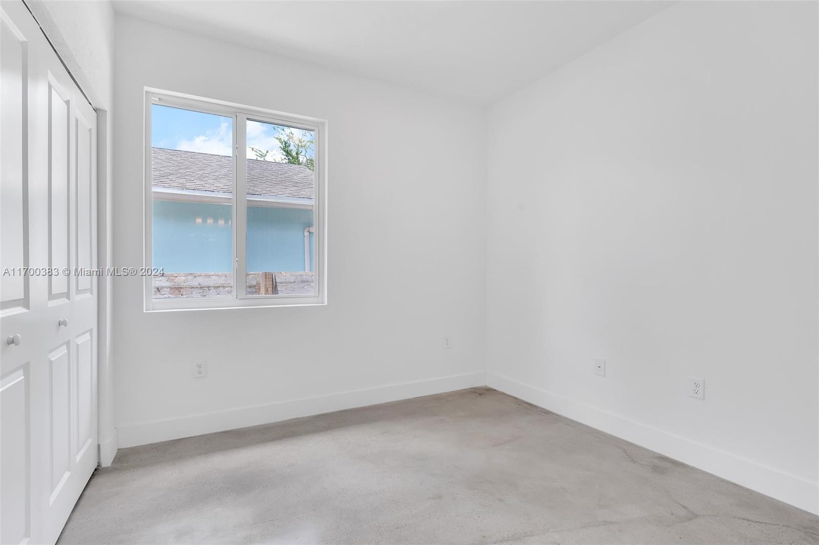 LINCOLN PARK CORR PLAT - Residential Lease