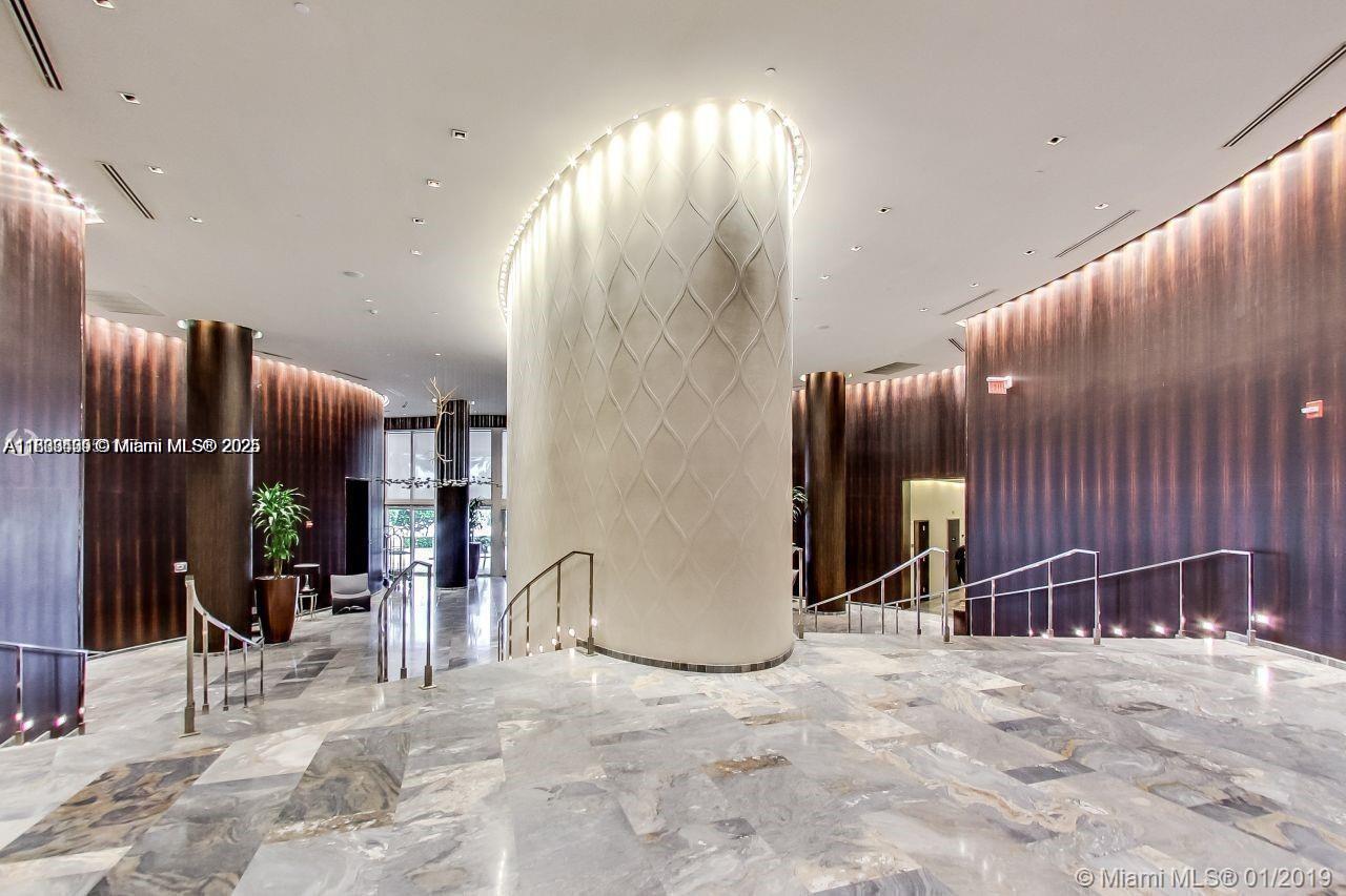OCEAN FOUR CONDO - Residential Lease