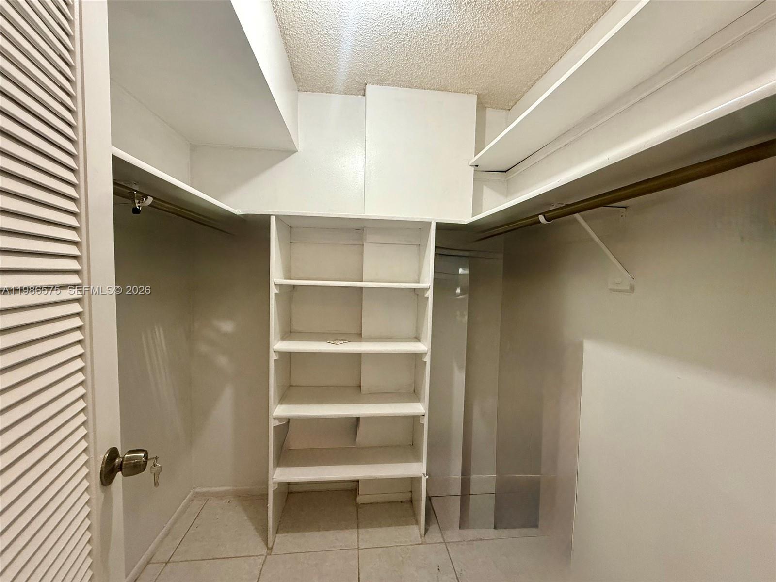 THREE HORIZONS SOUTH COND - Residential Lease