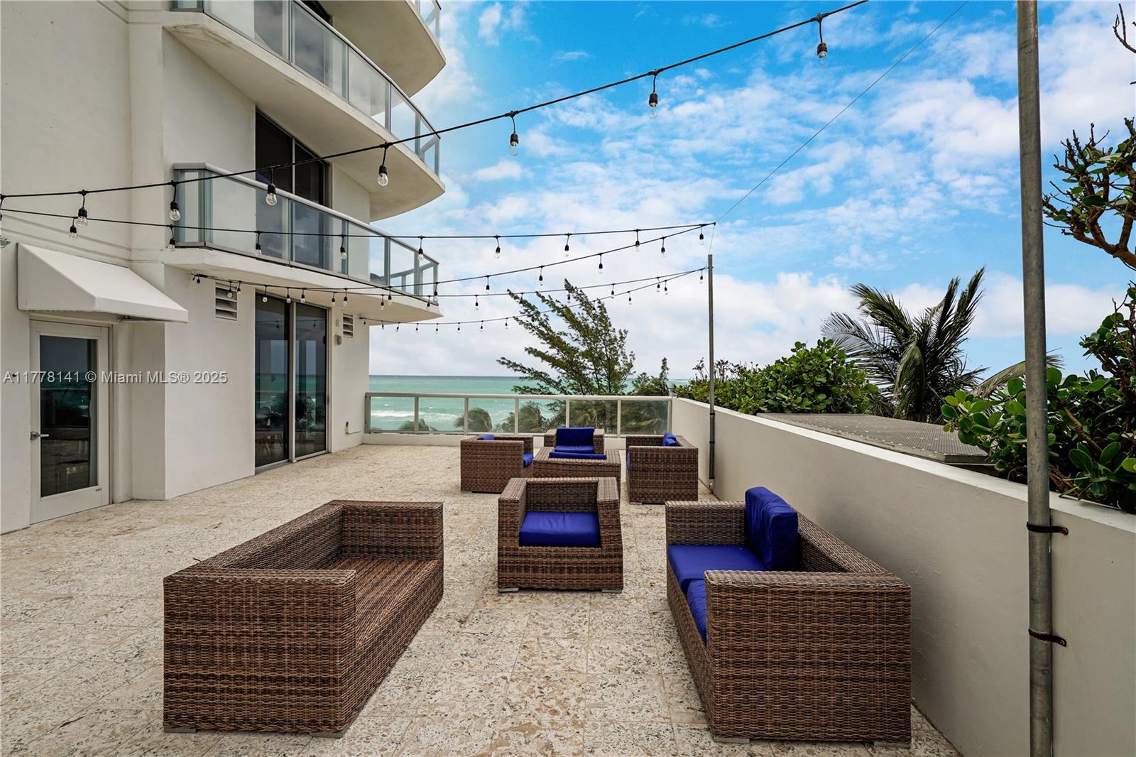 M RESORT RESIDENCES CONDO - Residential