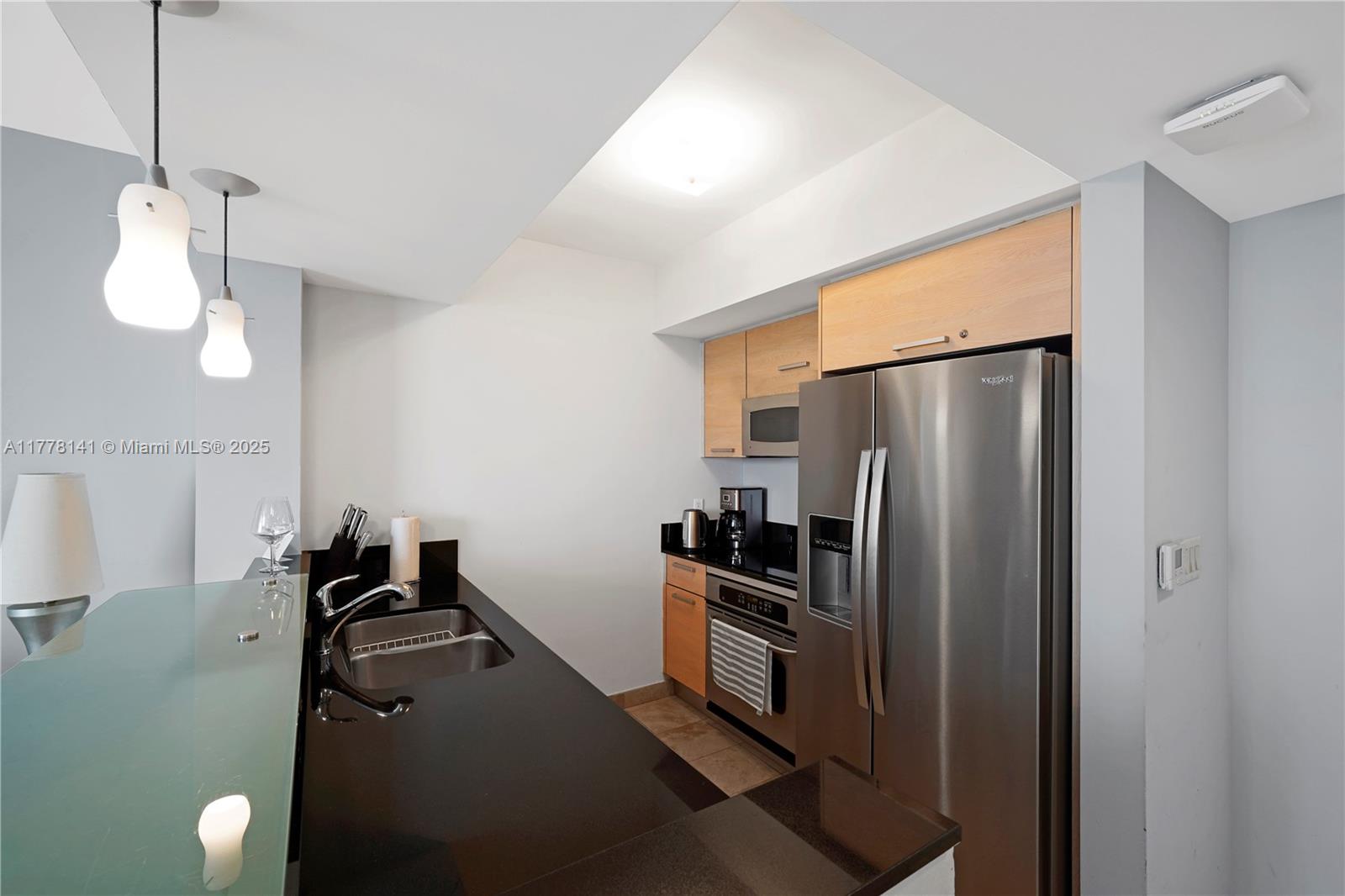M RESORT RESIDENCES CONDO - Residential