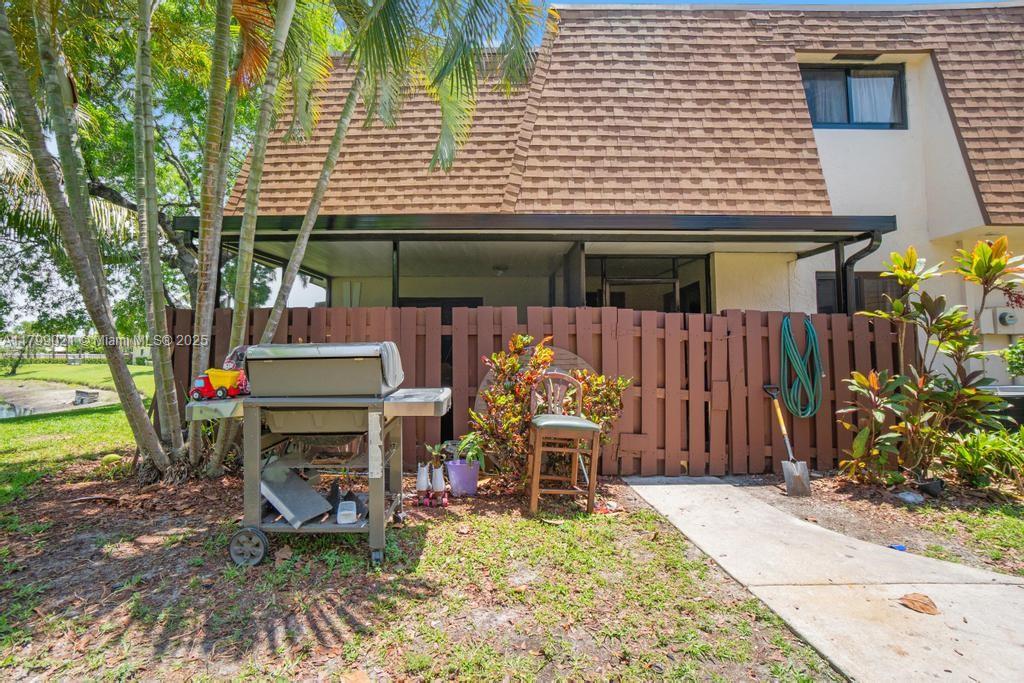 Property for Sale at 216 San Remo Blvd, North Lauderdale, Miami-Dade County, Florida - Bedrooms: 3 
Bathrooms: 3  - $360,000
