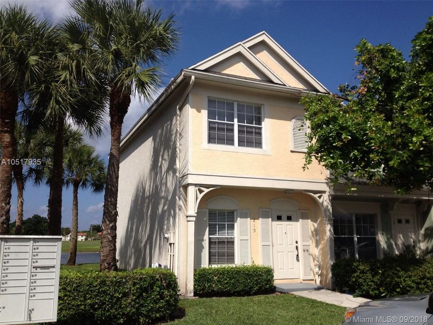 RECENTLY REMODELED. NEW FLOORS, NEW KITCHEN. BEAUTIFUL WATER VIEWS. CORNER UNIT. SMALL COMMUNITY. RIGHT ON BONAVENTURE BOULEVARD. EXCELLENT SCHOOLS. IT WON'T LAST. COME AND SEE IT. BACK PATIO SCREENED, EXTRA BACK STORAGE ROOM.